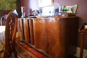 Buffet (side view)